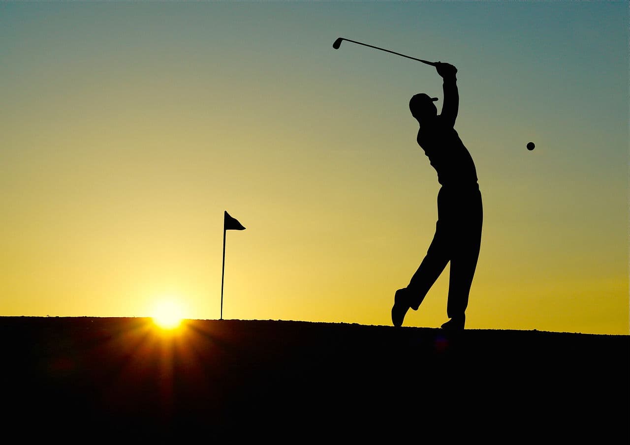 5 Reasons Golfers Need Regular Massage